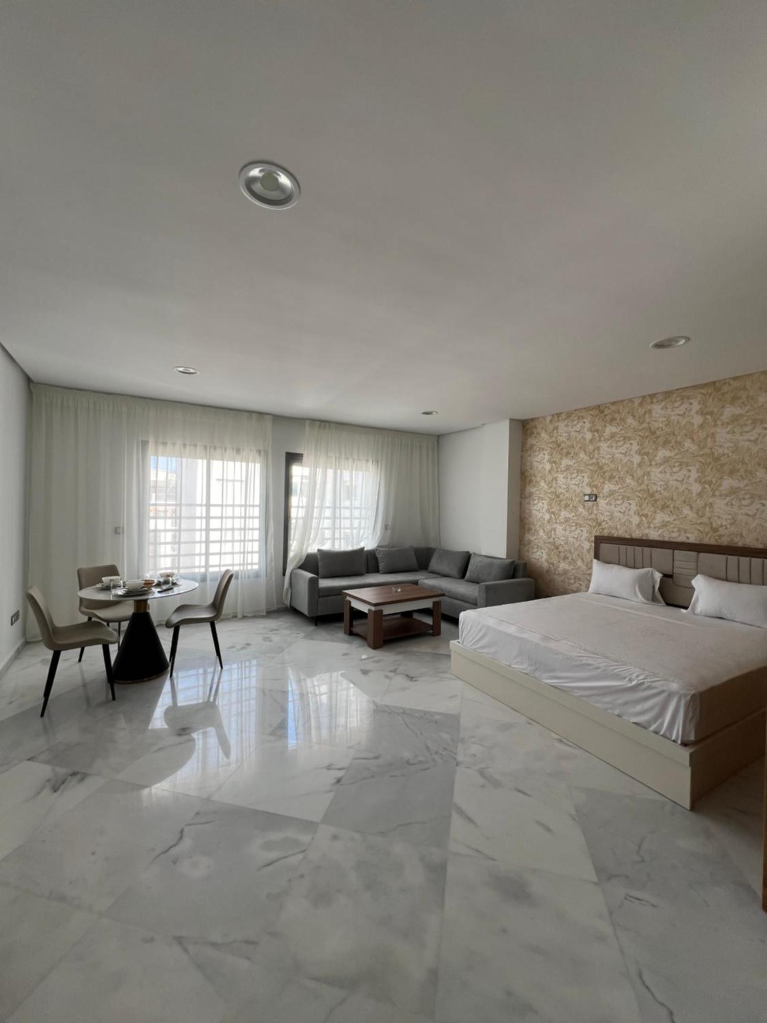 Royal Center Apartment Танжер Екстериор снимка