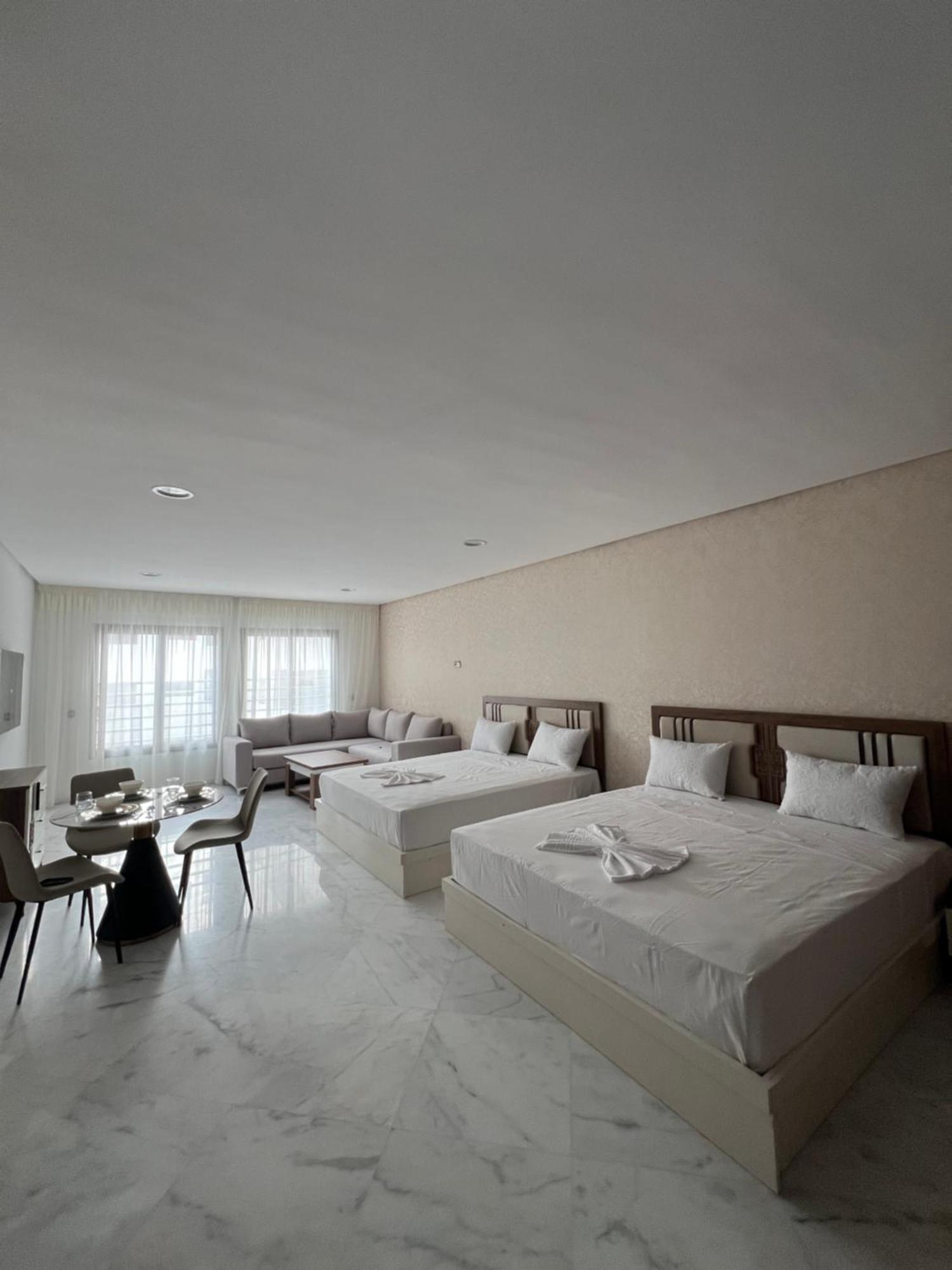 Royal Center Apartment Танжер Екстериор снимка