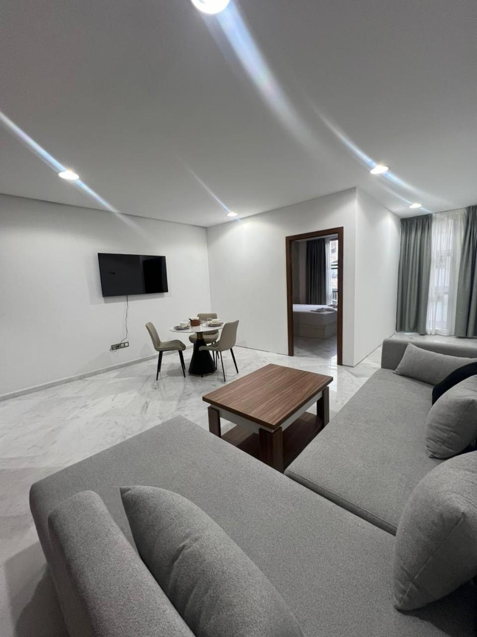 Royal Center Apartment Танжер Екстериор снимка